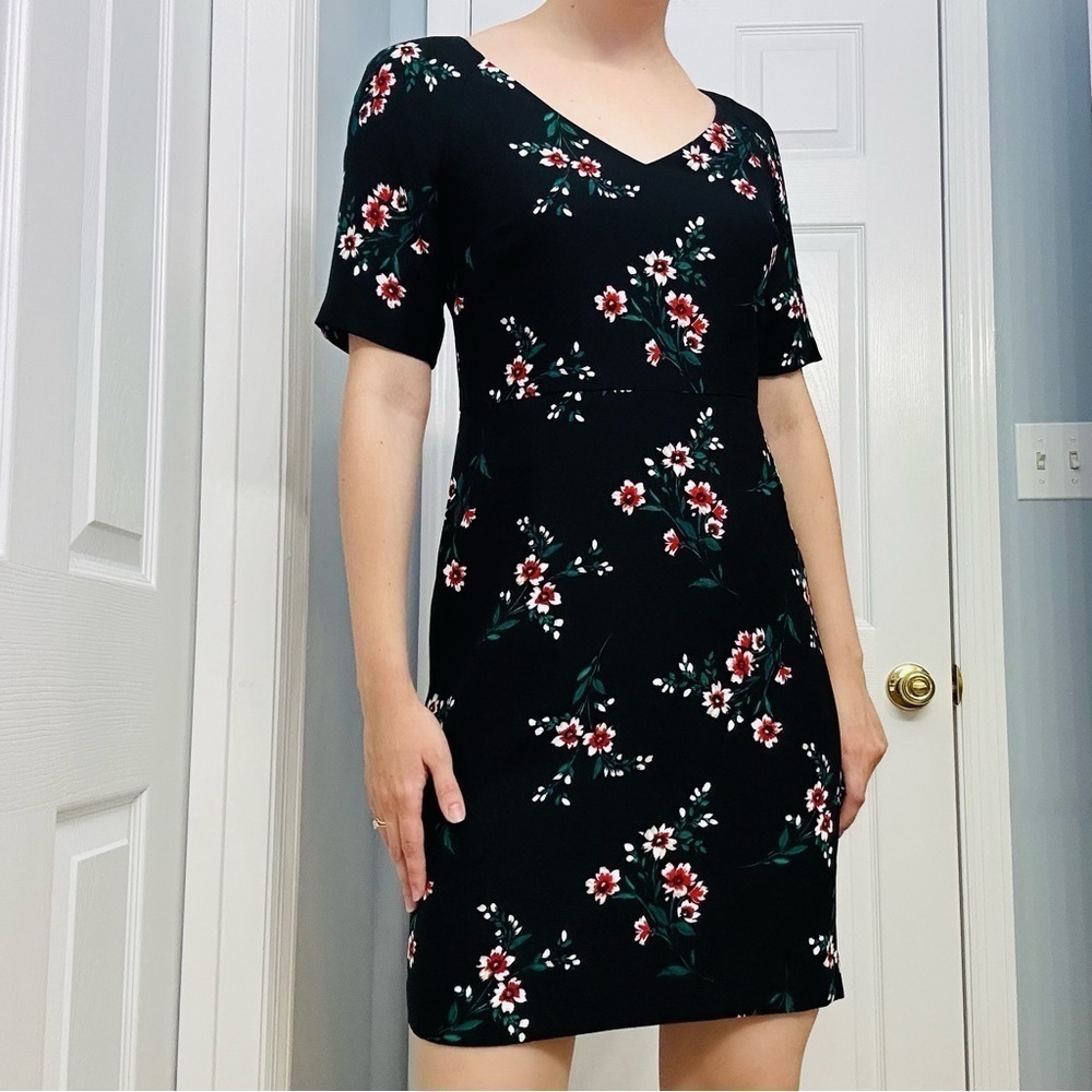 Draper James Dress Mini Floral Sheath Black Dainty V-Neck Work 4 Small New